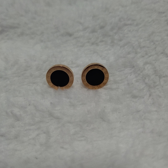 New 18K Rose Gold Plated Titanium Steel Roman Numeral Stud Earrings - Picture 5 of 5